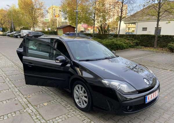 Renault Laguna cena 22999 przebieg: 208000, rok produkcji 2010 z Rzgów małe 781